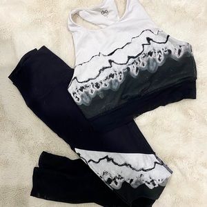 Alo yoga top